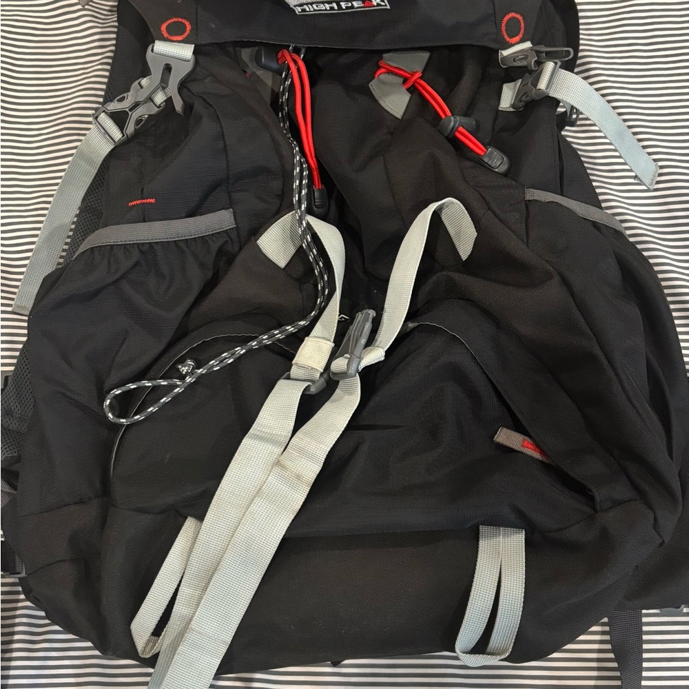 High Sierra Black and Gray Men's Backpack